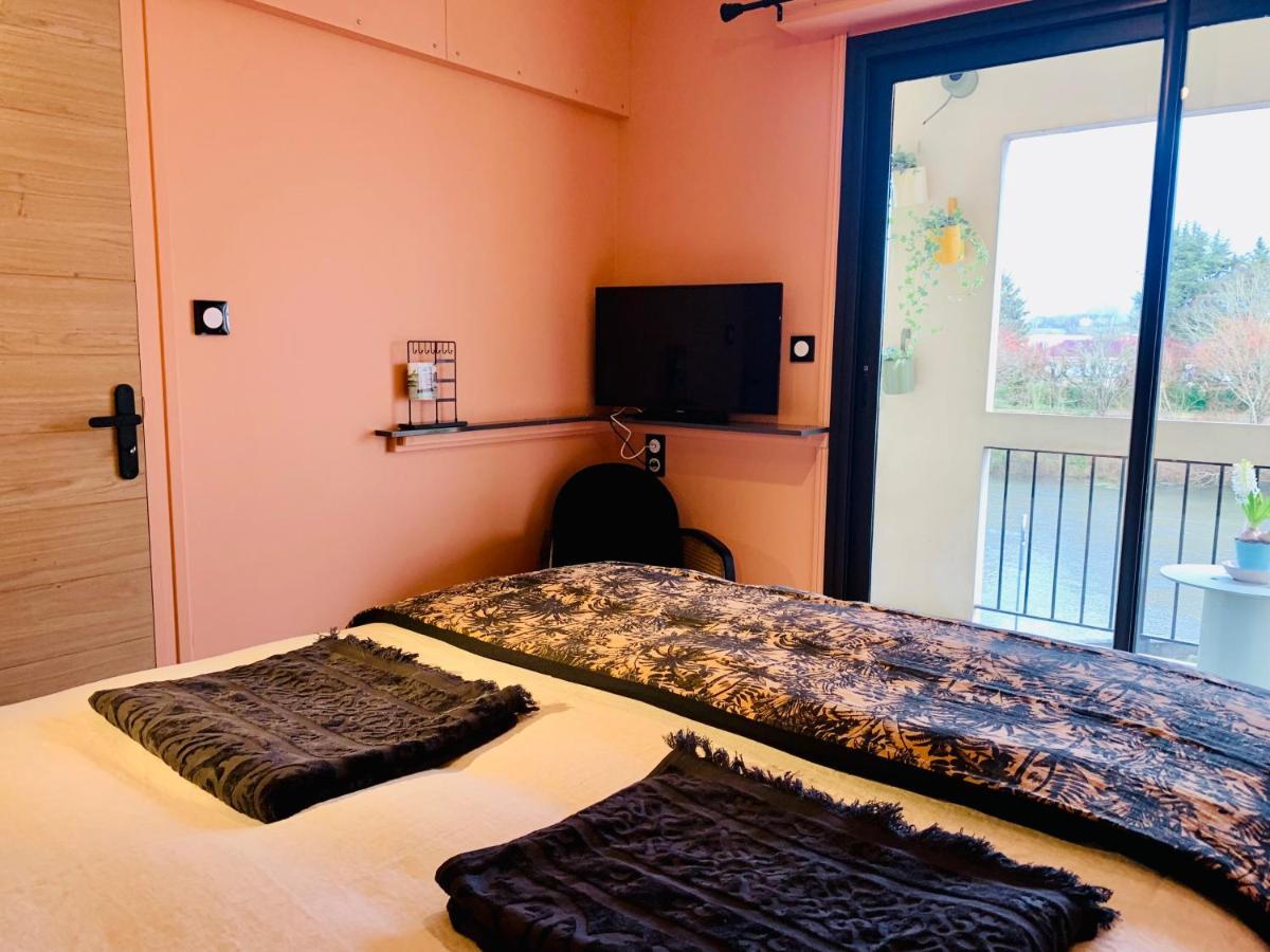 "Au Fil De La Charente" - Coeur De Saintes - Wifi Clim - Classe 4 Etoiles - 4 Pers Esterno foto